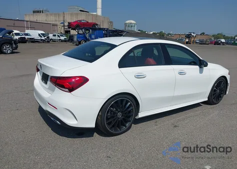 2019 Mercedes-Benz A 220 из США, поврежденный, VIN WDD3G4EB5KW011981